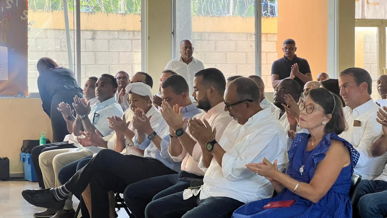 Voz Activa - Conferencia República Dominicana de cara al futuro 11