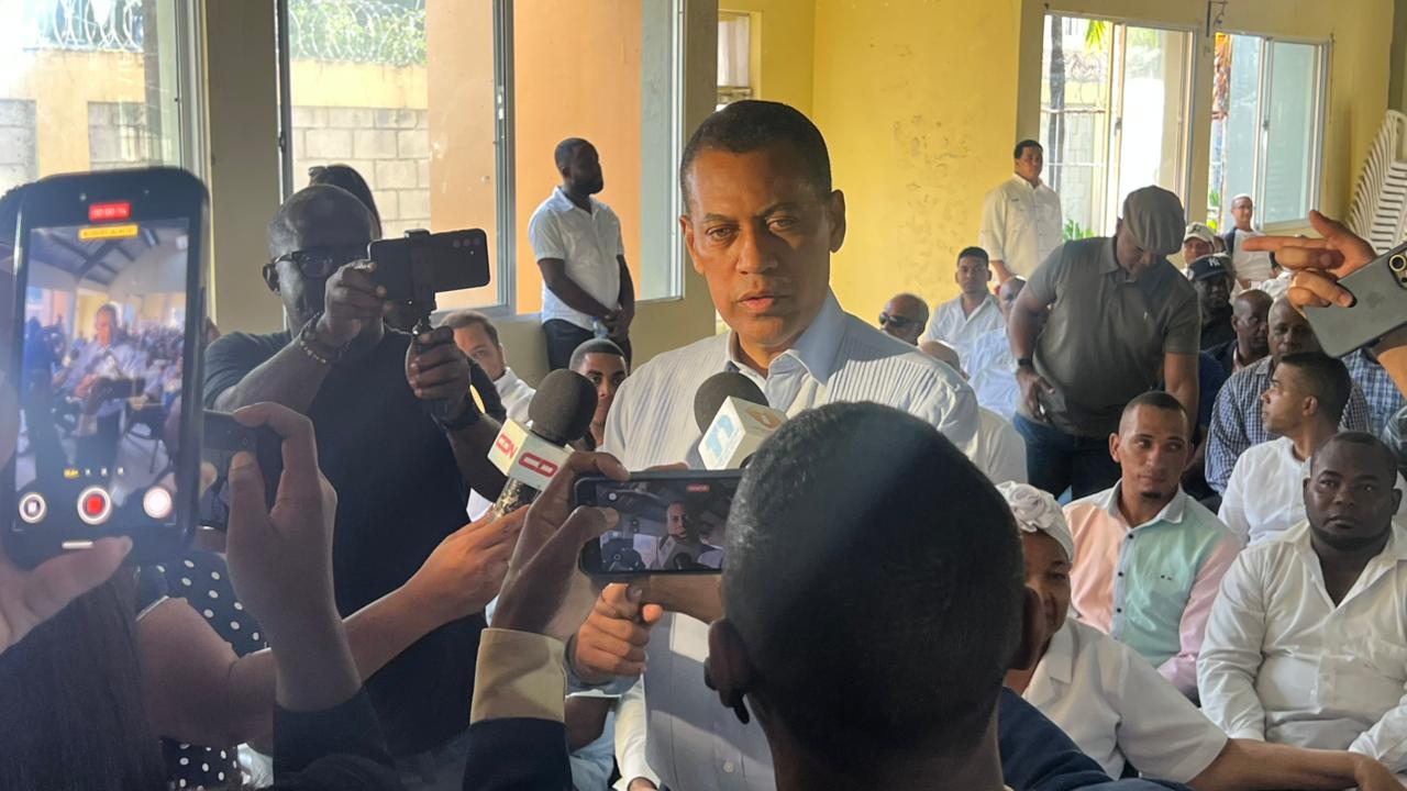 Voz Activa - Conferencia República Dominicana de cara al futuro 14