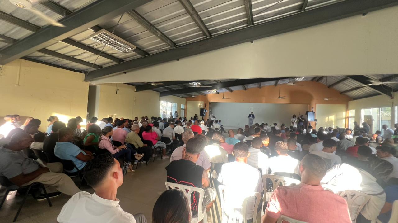 Voz Activa - Conferencia República Dominicana de cara al futuro 7